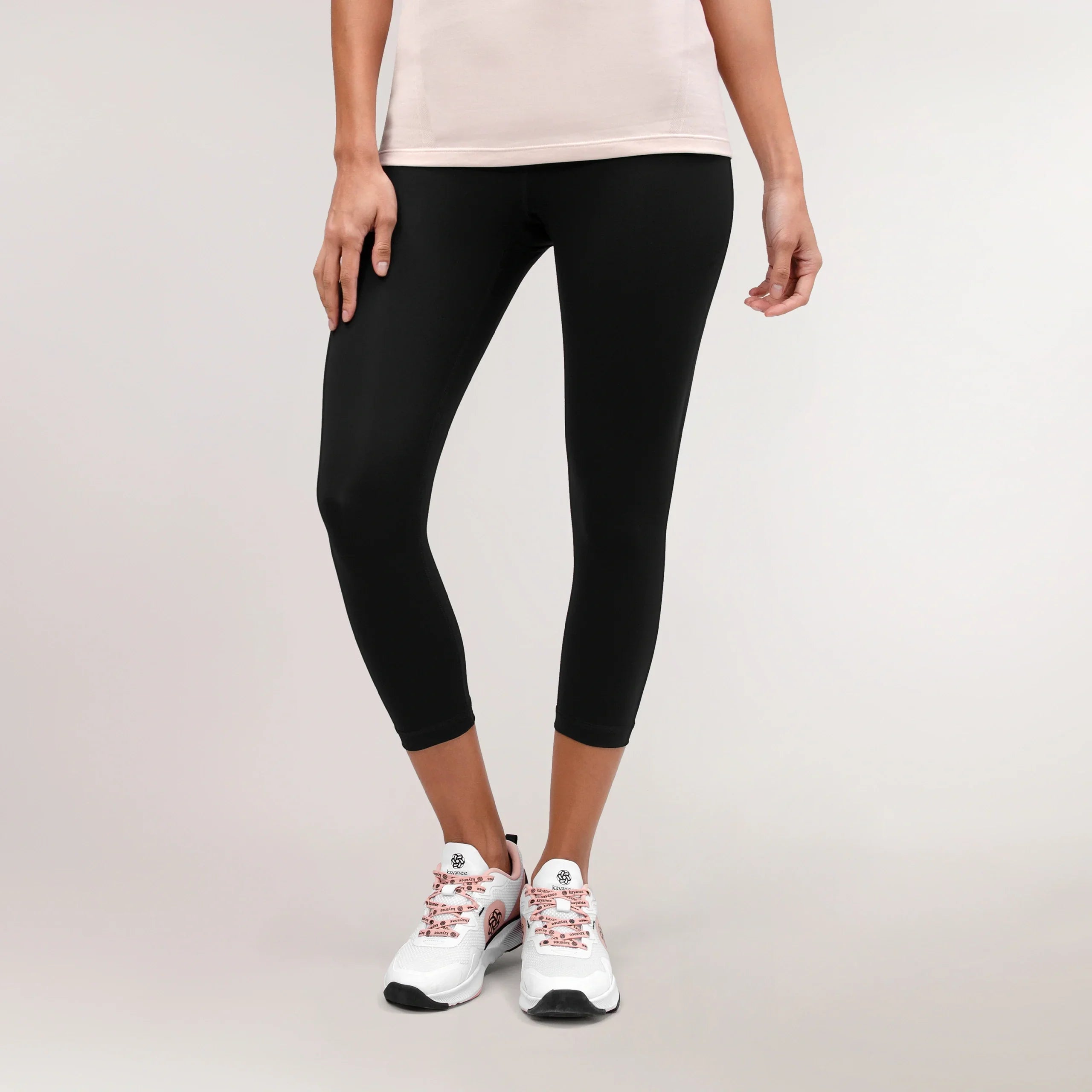 Sculpting Compression Crop Legging - CORE BLACK