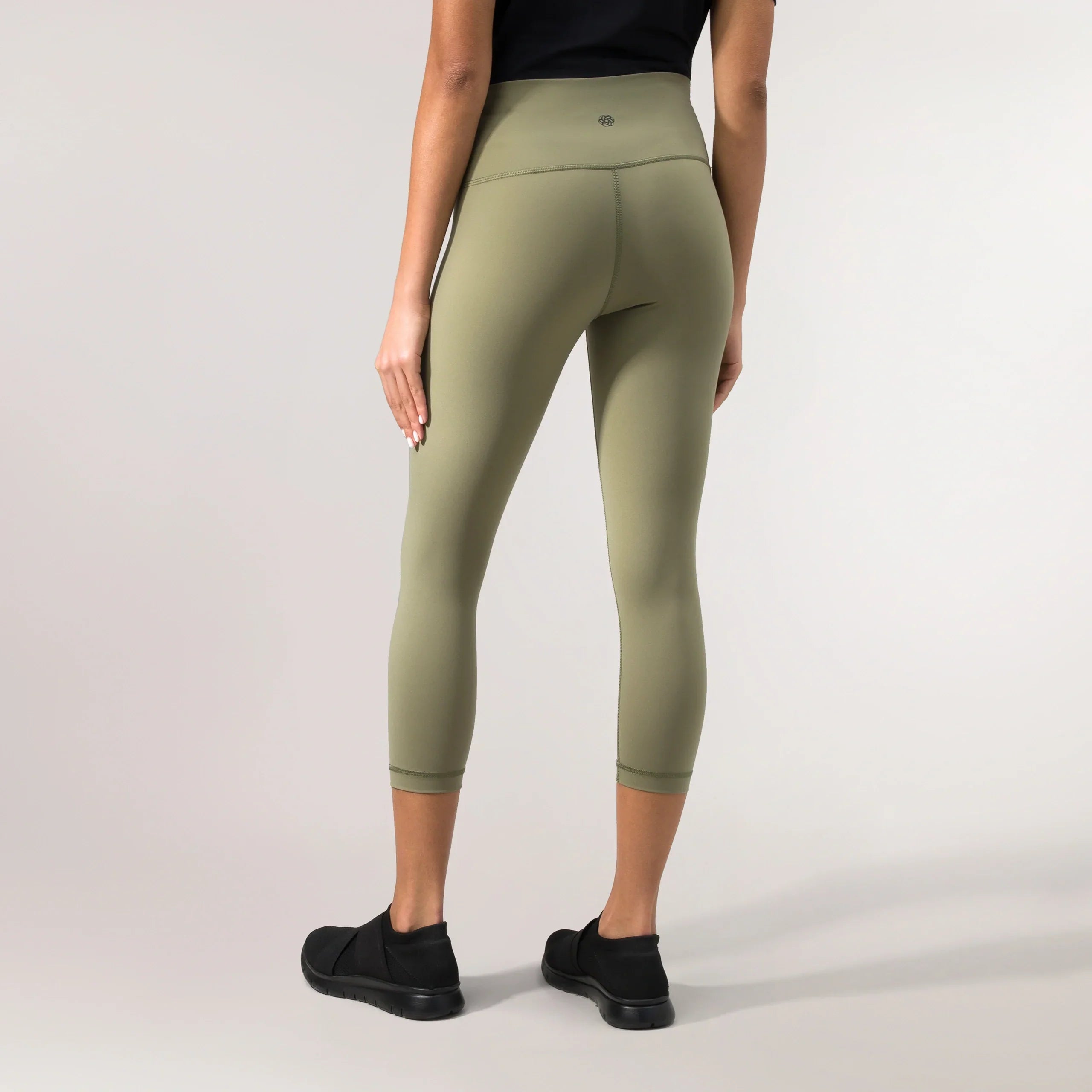 Sculpting Compression Crop Legging - CORE MUSK GREEN