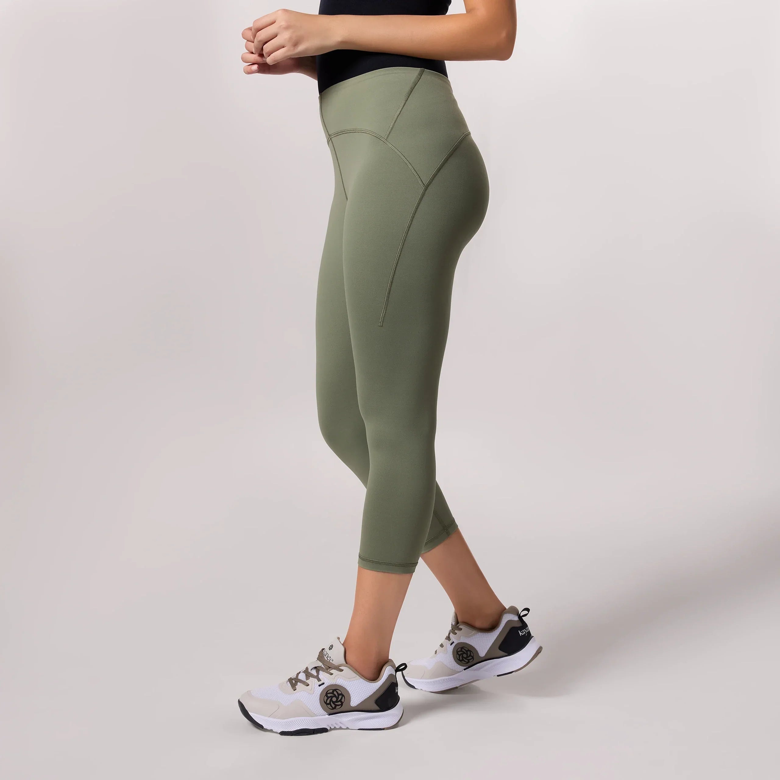 Freestyle Cropped Legging - CORE MUSK GREEN