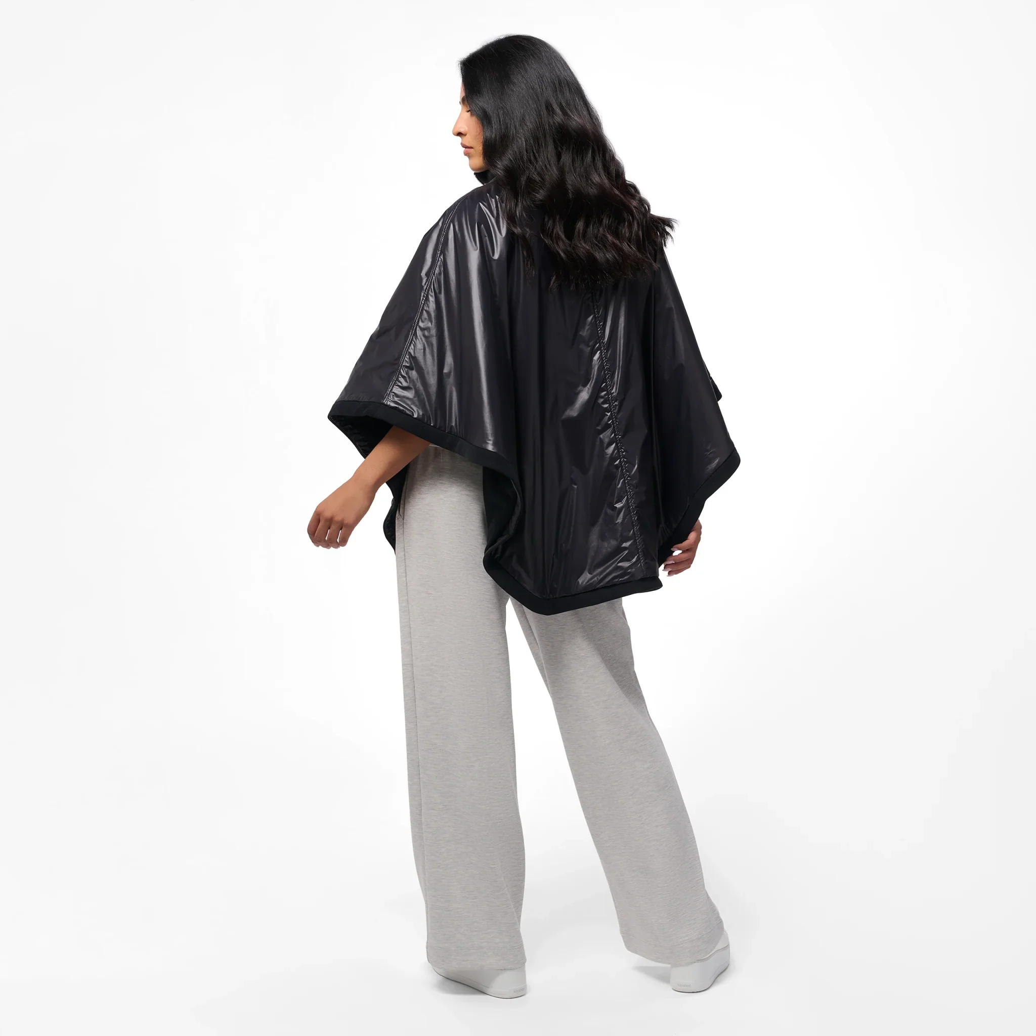 Reversible Cape - CORE BLACK