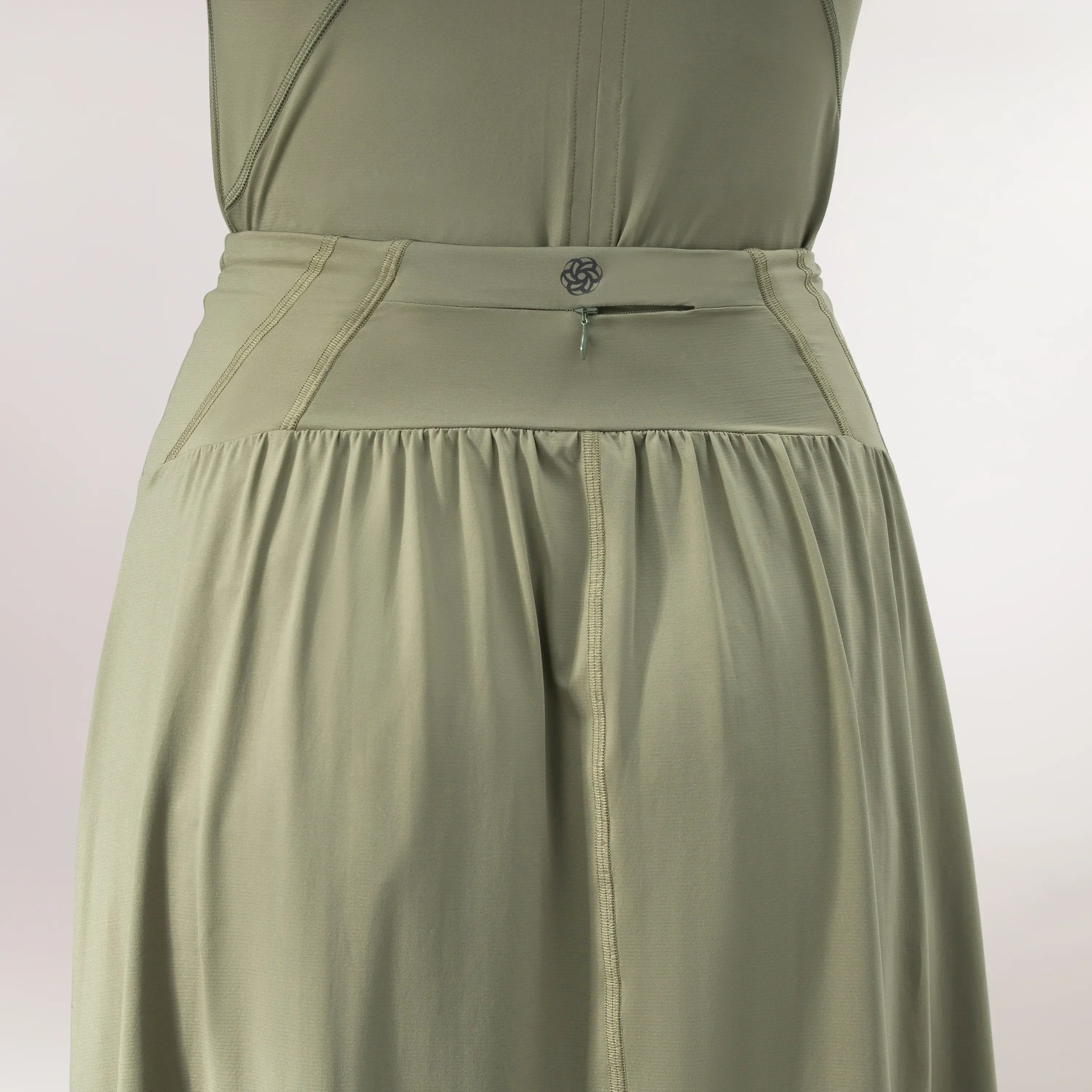 Flow Jersey Techno Skirt - CORE MUSK GREEN