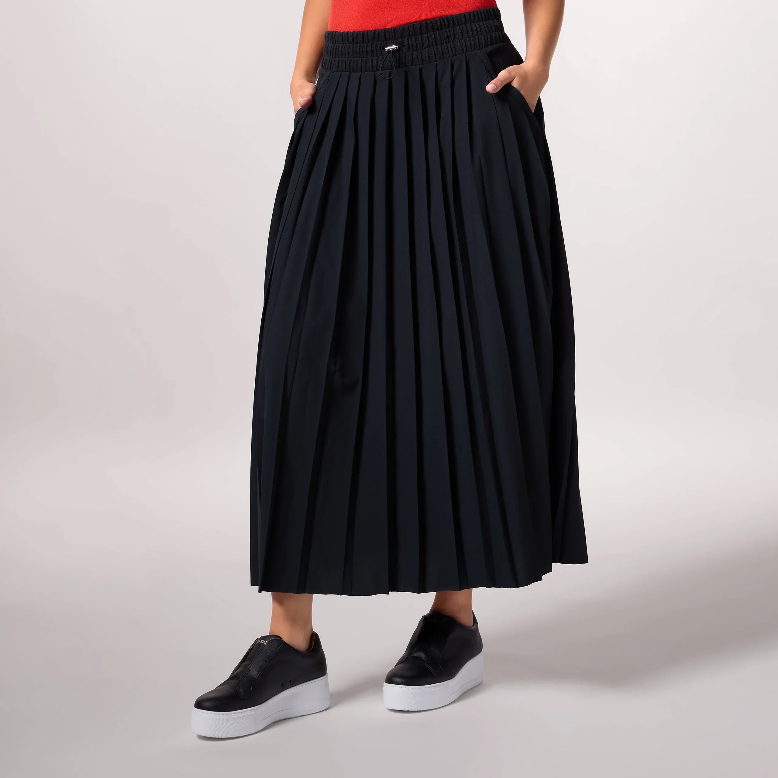 Active Pleated Skirt - SEASONAL BLACK